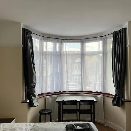 North West Lodge Guest House Londra Esterno foto