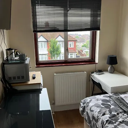 North West Lodge Guest House Londra Esterno foto